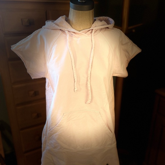 EUC Left of Center short sleeve pink top size M - Picture 15 of 15